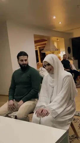 #CapCut #احتفظت بقلبي لك وحدك ،لايعرف غيرك طريقه ولا ينبض إلا بحبك ،فكل جزء فيه ملكك وحدك♥️#خطيبي_حبيب_عمري❤️🔗 #خطيبي_القلب_والروح💍 #عشقي_غرامي #ستوريات_حب #حب_بلا_حدود #fyp #freefire #fypppppppppppppppppppppp #fypppppppppppppppppppppp #اكسلبورر_explore 