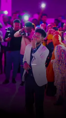 Gabdhaha Sida Culumo Cebtiran ❤️👸🏽 - #qanciyelyrics_4 #blackscreen_qanciye #ismaciil_aarka #gabdhahasidaculumocebtiran #duduble @Ismail aarka official 