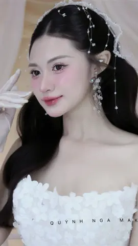 #CapCut Ngày em bước theo chồnggg #makeupcodau #quynhnhamakeup #địachỉmakeupnghệan #viral #xuhuong 