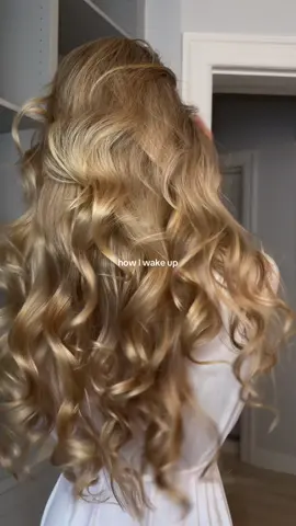 Spending just five minutes in the evening is so worth it to wake up like this #heatlesscurls 