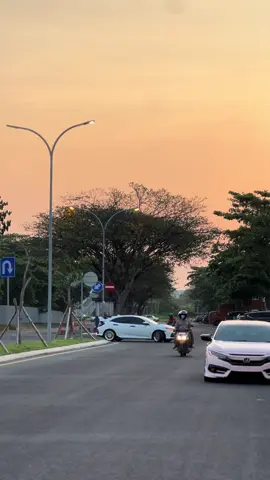 parkir aja ganteng🗿 #civic #fk4 