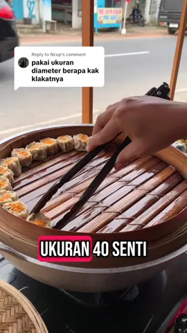 Replying to @Ncup kukusan bambu buat jualan dimsum ukuran 40cm kak muat sekitar 70 pcs dimsum uk 35 gram😊 