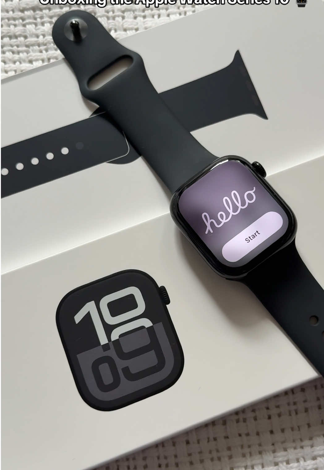 Unboxing the Apple Watch Series 10 (GPS + Celluar) 42mm 😍 #applewatch #applewatchseries10 #iwatch #watch #smartwatch #apple #appleunboxing #Tech #techtok #techunboxing #technology #birthday #fyp