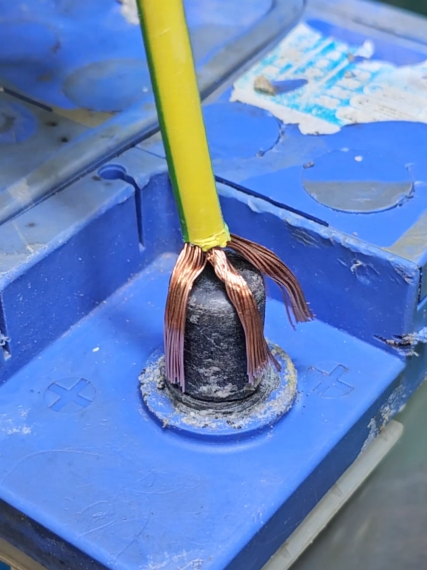 فكرة ذكية حلت مشكل جميع السيارات فالعالم