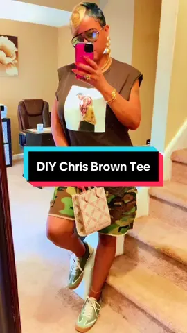 Made a cute DIY Chris Brown Tee. Paired with Tik Tok Camo Shorts and Ball earrings. Link below👇  #chrisbreezybowl2025  #outfitinspo  #breezybowl  #chrisbrownoutfit  #CapCut 