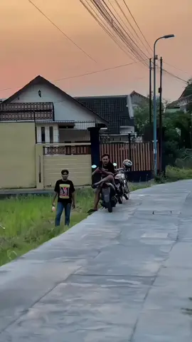 pesona motor limit 🤪🤩 #supermotoherex #klx200cc #fyp 