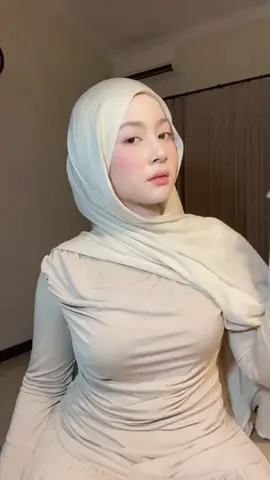 #tobrutstyle😋 #fakebodyy⚠️ #foryou #fyp #hijab 