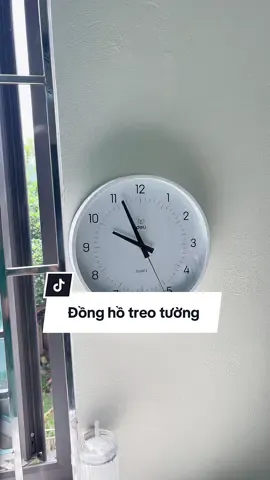 Đồng hồ treo tường kim trôi Deli #thuycanriview #donghotreotuong #donghokimtroi #dongho #trending 