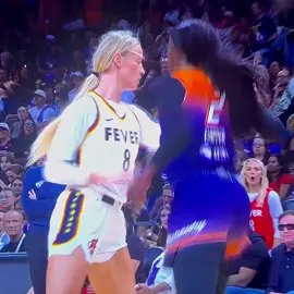 Sophie Cunningham gets ELBOWED Twice #caitlinclark #basketball