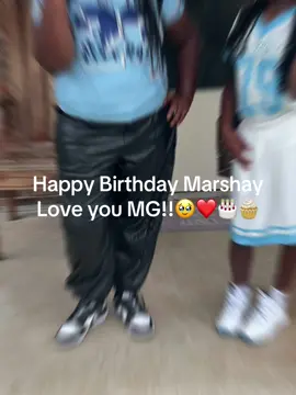 I love you Marshay Happy Birthday 🎊🎈 Babe!