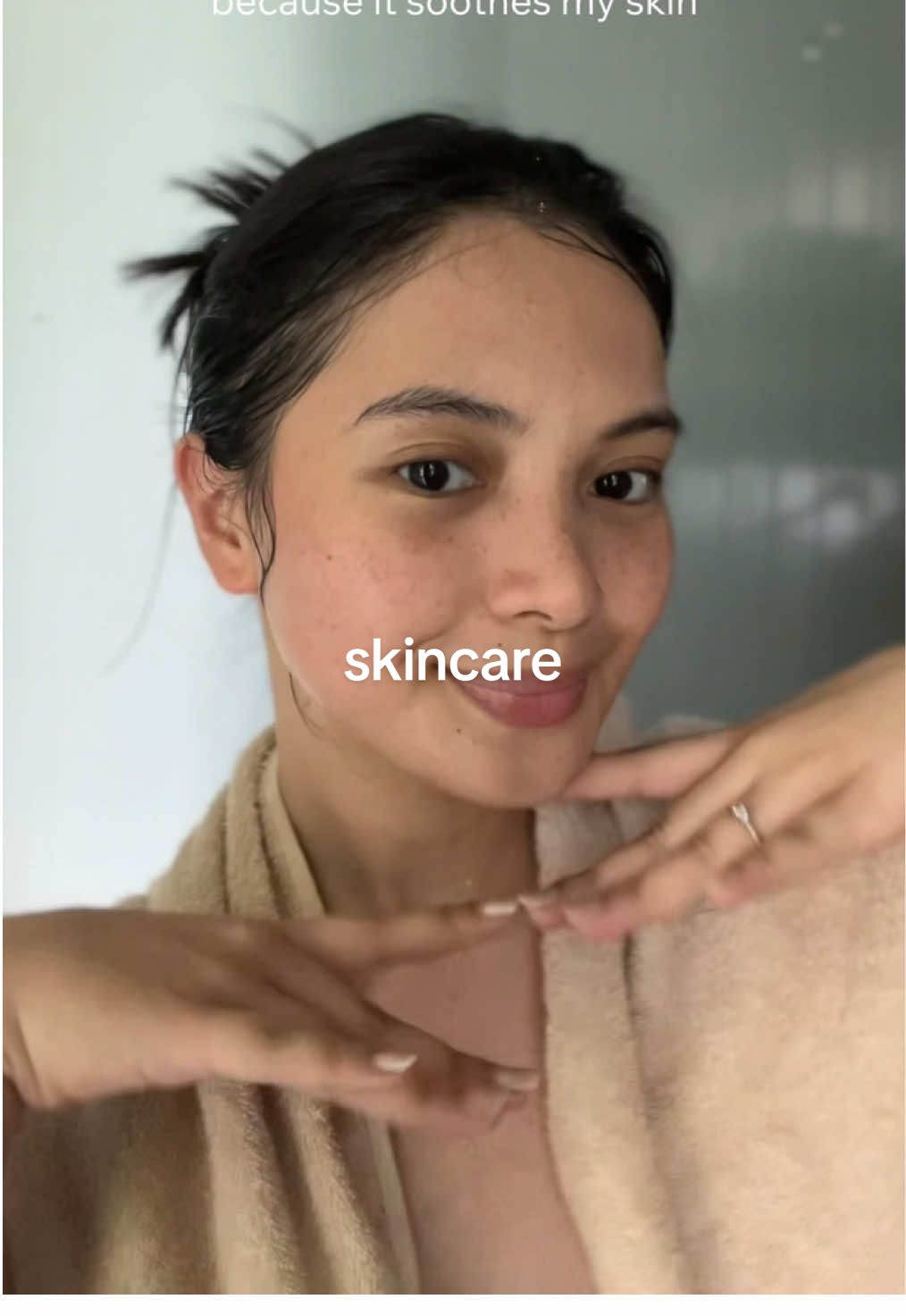 Lovin' how this set calms my skin! 🤍✨ Available in Watsons, Mitsukoshi Mall, Shopee and Lazada 🍃 @Acnes PH  #ClearUpCheerUp #AcnesPH