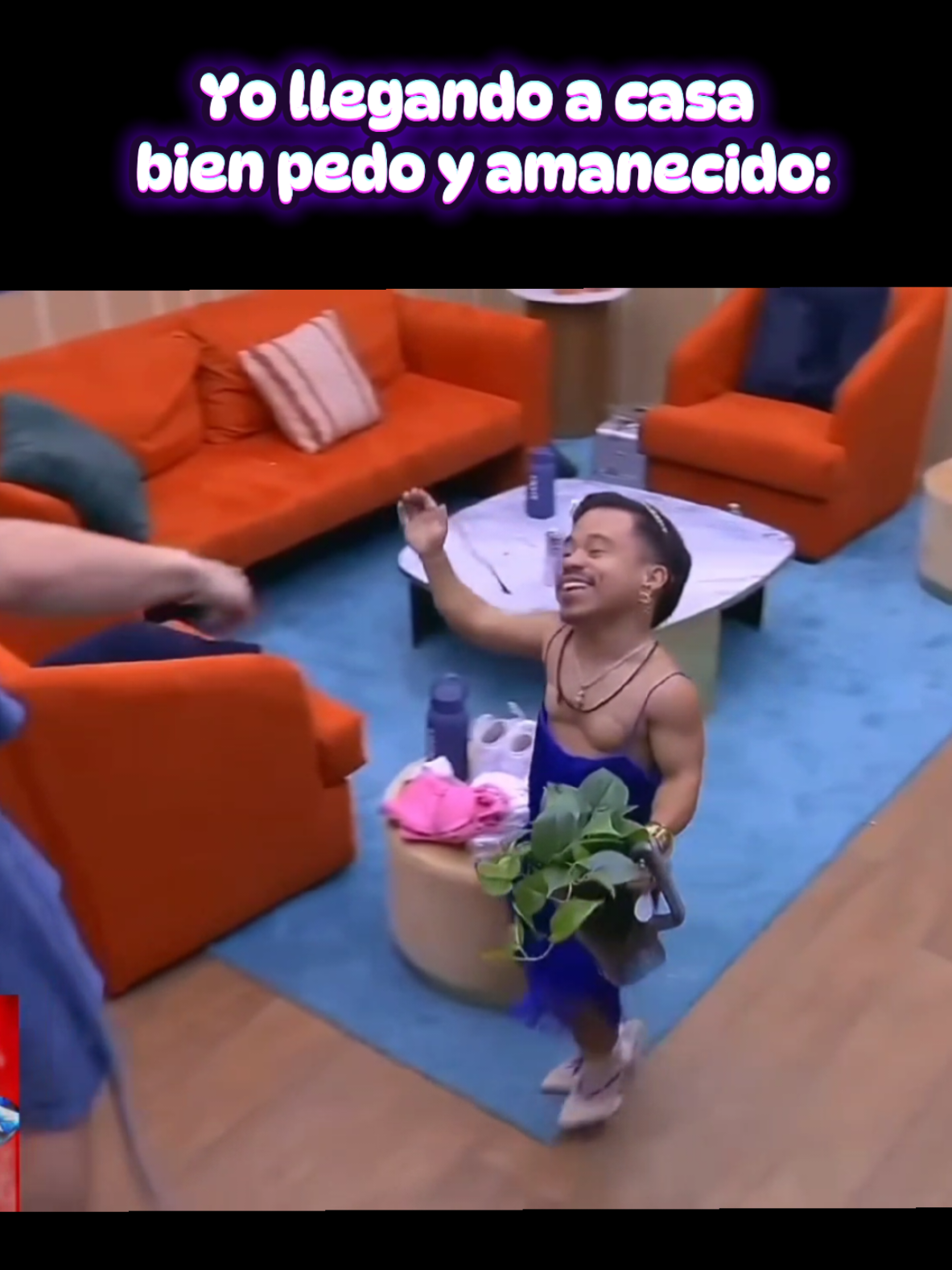 Abelito bien amanecido 🤣 @Abel Saenz R.  #abelito #casadelosfamosos #amanecido #peda #famosos #viral #viraltiktok #fypシ゚ #fypp #baile #humor #risa #diva #tacones #modelaje #miss #party #cdlf #casadelosfamososmexico #fyppppppppppppppppppppppp #jaja 