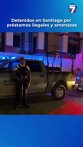 🔴 Cuatro colombianos fueron arrestados por operar una red de préstamos ilegales en Santiago. La banda utilizaba métodos de intimidación y amenazas contra quienes no podían pagar, y también operaba a través de una aplicación móvil para ampliar su alcance.