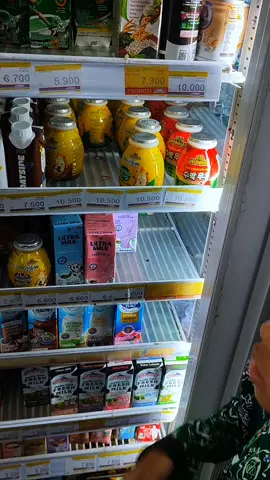 cari yang promo ya nak 🤭 #videolucu #tiktokfyp #tiktokviral #videoviral #indomaret 