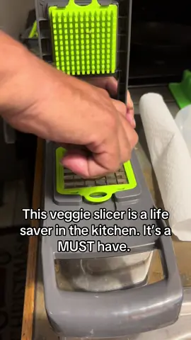 This veggie slicer is a life saver in the kitchen. It’s a MUST have. #veggieslicer #musthave #kitchentools #multifunction 