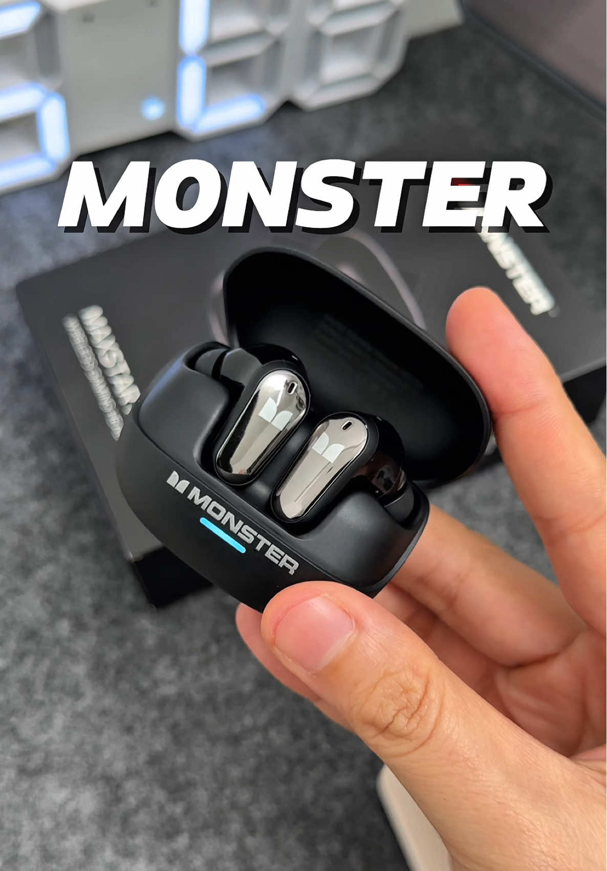 ตัวพ่ออ ตัวเฟมัสสุดๆ กับ monster mqt 52 ดูหนังฟังเพลงคือเริ่ดดด!! เสียงครบ แต่เรื่องไมค์ขอผ่านก่อนน✨ #monster #ป้ายยาgadget #mqt52 #หูฟังบลูทูธ 
