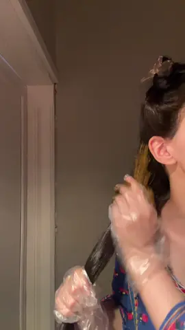 يوووم جمعه يعني حنا 😫😫💕💕💕 افضل حنا اخذته حنا خضاب خيالي إذا تبون شي نظيف واصلي خذوه يجننن @KHEDHAB 