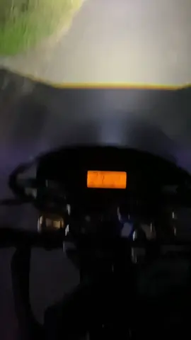 TEBAK PAKAI LAMPU APA #fyp #h4 #biled #supermoto 