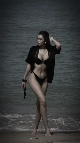 Ko cháy đời ko nể #CapCut #outfit #bikini #bien 