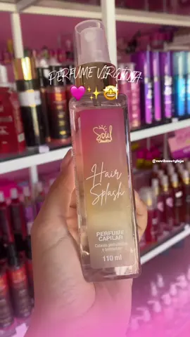 PERFUME CAPILAR IMITAÇÃO DO BODY SPLASH DA @virginia 😱🩷 O Perfume Capilar Hair Splash da Soul Cosméticos traz uma explosão floral aos seus cabelos, deixando os fios intensamente perfumados e cheios de vida. Sua fórmula possui ação hidratante e condicionante, garantindo maciez, brilho e um perfume duradouro que transforma a finalização dos fios em um verdadeiro ritual de cuidado. Leve e prático, é ideal para todos os tipos de cabelo e pode ser usado a qualquer momento do dia para renovar a fragrância e realçar o visual. R$20,00 #lojademaquiagem #maquiagem #lojade10 #autocuidado #cabelos