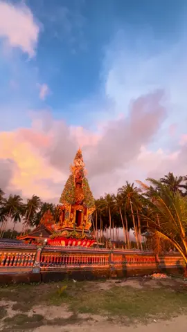 pura melasti dengan view pantai yg sangat indah🥰 #bali #lampung #balilampung #pesisirbarat #krui #fyp #balinese 