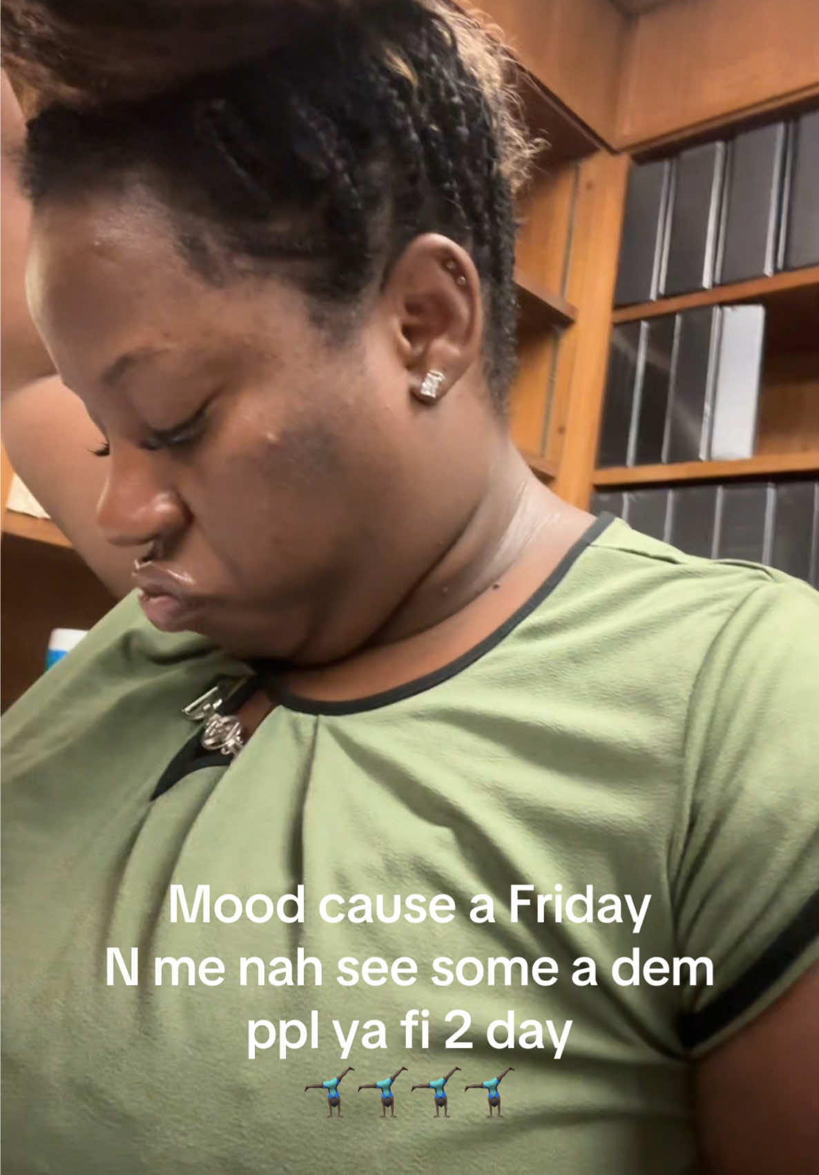 Because e song buzzy bad. Ahrite Govi Govi 🔥🔥🔥🔥🔥🔥