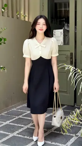 Dáng đơn giản nhưng mặc lên xinh quá! #thoitrangnu #vaydepdihoctap #stylecongchua #macdepxinh #ngocmaistudio