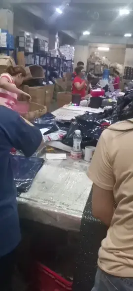 Baka may gustong magtrabaho sa Bodega ng LAZADA SHOPPE J&T EXPRESS AT FLUSH kailangan namin ng Repacker/Sorter babae o lalaki 4500 ang sahod tuwing sabado pwede magasawa ,magkapatid Start din agad Pm lang sa interesado maglatrabaho August 08 FRIDAY start ng interview#jobhiringnewapplynow #fyp 