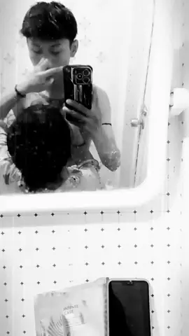 #ကိုကို့အအသားလေးတွေကိုထိန်းပေးတဲ့အတွက်အရမ်းချစ်သဲလေး😘