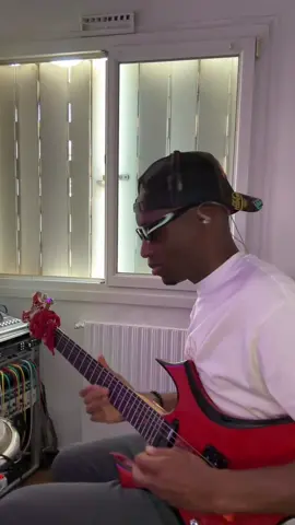 Cover remix tout donner ! @Nazaofficiel @SDM - ALVALM 🎱  #naza #sdm #toutdonner #guitar #synth #covermusic 