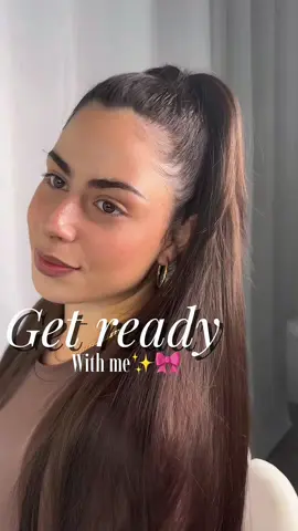 💄 GRWM with my favorite music 🎶 Makeup routine + self-care time ✨ Get ready with me while I vibe to my playlist, do a soft glam, and enjoy some peaceful me time 🫶🎀Acompáñame mientras me arreglo escuchando mis canciones fav, conectando conmigo y disfrutando de un ratito solo para mí 🫶 #grwm #getreadywithme #rutinedemaquillaje #momentoparami #musiclover #autocuidado #MakeupRoutine #skincarelover #pielglowy #beautycontent #latinasentiktok #softglam ##grwm #getreadywithme #MakeupRoutine #selfcaretime #mevibes #musicandmakeup #softglamlook #glowingskin #beautytiktok #girlieswhoinspire #tiktoklatinas @Glow Recipe @Patrick Ta Beauty @Diorbeauty @Charlotte Tilbury @elfcosmetics @e.l.f. Cosmetics @ONE SIZE BEAUTY @Tower 28 Beauty @Summer Fridays @bobbibrownth @L’Oreal Paris Makeup & Hair @Anastasia Beverly Hills @Huda Beauty @Maybelline NY 