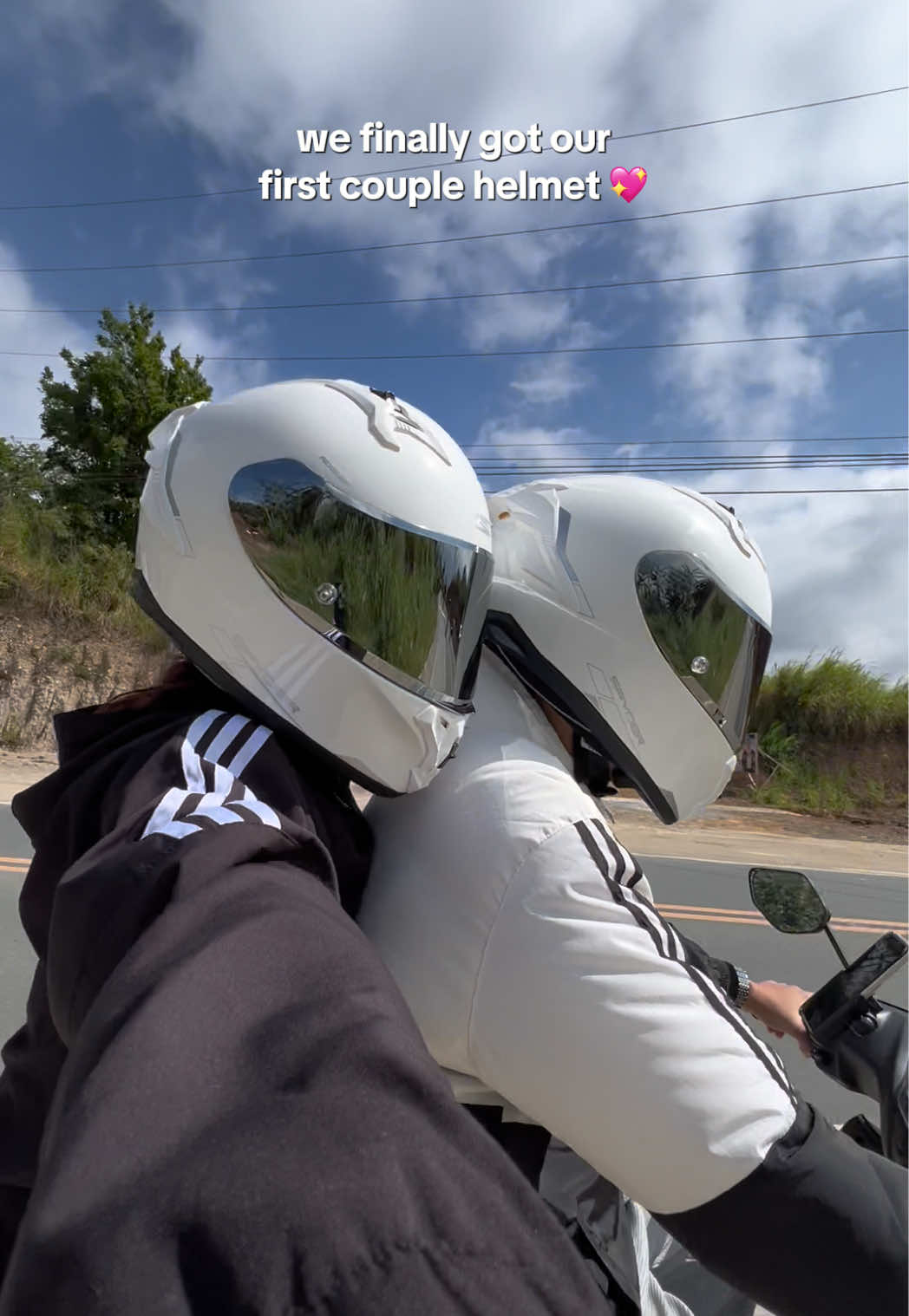 finally got our first couple helmet 🥹 #couplehelmet #longride #travel #roadtrip #nature  #foryou #spyderphilippines #spyderhelmet #coupleriders 