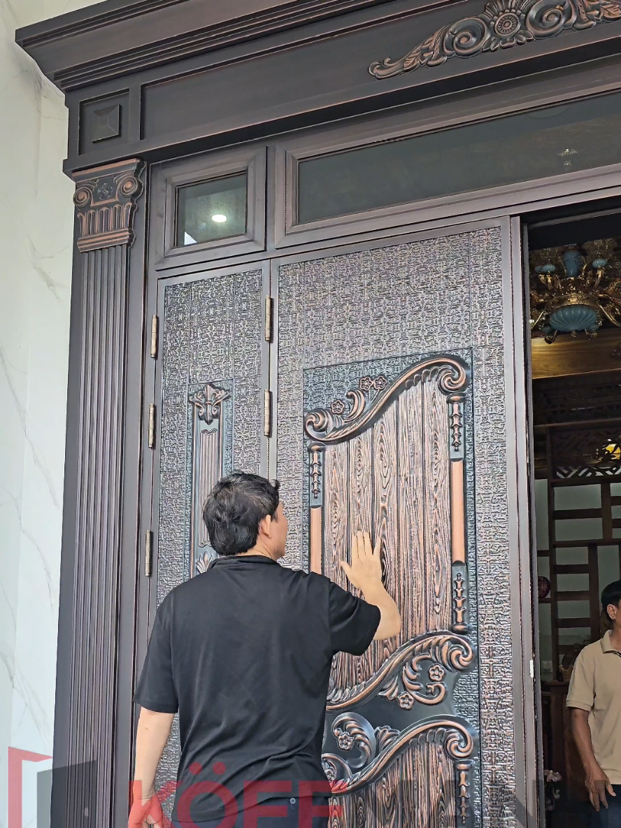 Những vị khách được ae ĐL dẫn đi xem xem thực tế. Mắt thấy - Tai nghe - Tay sờ và sự chia sẻ chân tình của chủ nhà (Đại sứ thương hiệu miễn phí). Và cuối cùng là sự hài lòng tuyệt đối và chốt, chốt, chốt... #vuongkoffmann #classic5d #viral #xuhuong #koffmannclassic #cuathepvango #koffmannvietnam #cuathep #thepvangolamcua #cuathepvangokoffmann #cuathepvangodep #Koffmann #xuhuong #noithat 