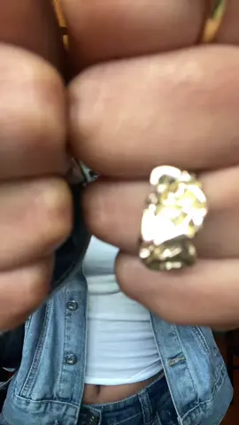 🎶🤭#fupシ #yabi #denimjacket #denimondenimoutfit #OOTD #habesha #fyppppppppppppppppppppppp 