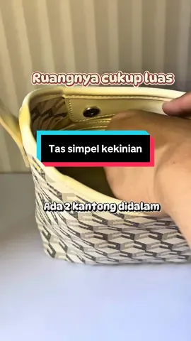 Christy Ng ,, Tas simpel kekinian banget #tassimple #taswanita #christyng #taschristyng #forwomen 