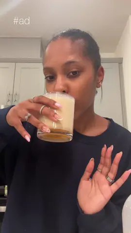 #ad this peanut protein smoothie is about to be everyone's new obsession 💪 literally tastes like a milkshake but actually fuels your body - we love a multitasking queen moment 🥜 Health Nut Club by @nationalpeanutboard stays coming through with recipes that don't make you choose between taste and function! #peanutpartner #healthnutclub 