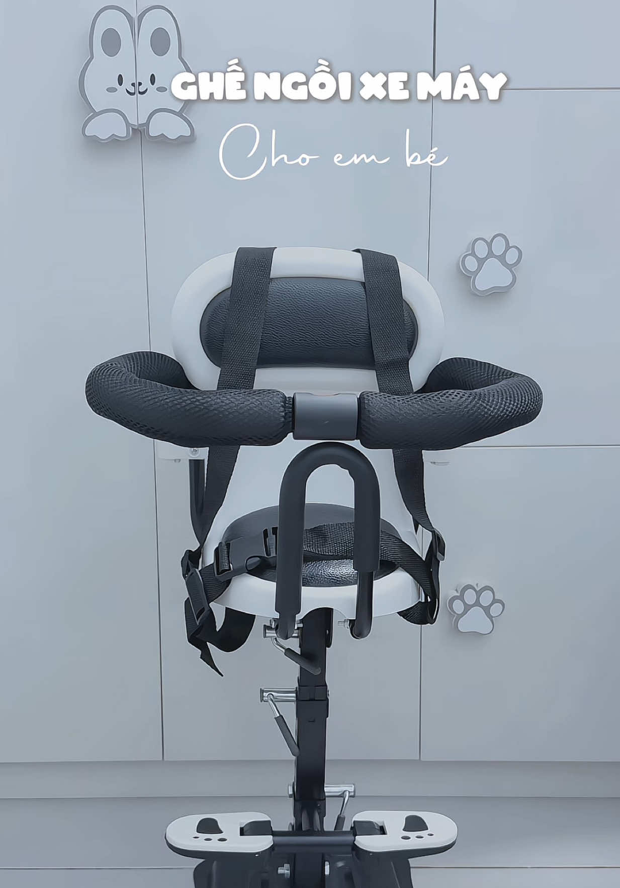 Ghế xe máy cho bé iu đi dạo. Toàn đòi đi thui mấy dì #giadinhgao #mebimsua #ghengoixemaychobe #dichoi 