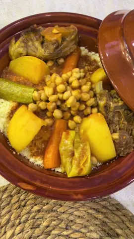 سلطان المائدة طعام الجمعة #كسكس_جزائري #جمعه_طيبه_بذكر_الله #اللهم_صلي_على_نبينا_محمد #تيك_توك #جزائرية 