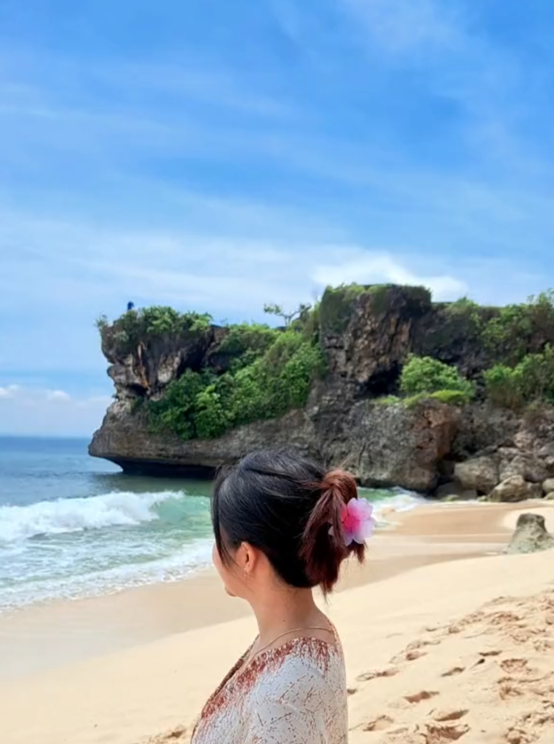 Aloha beaches 🌊⛱️ #summer #bali #beach #beachvibes 