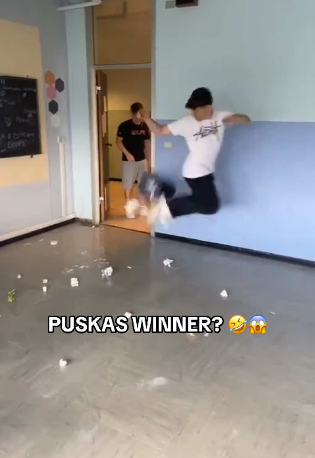 How’s he doing that with a bin 😭 gotta be last day of school 🤣🔥 @pola.fonta #golazo #goal #footballskills #skills #risingballers #bicyclekick #footballtiktok #football #futbol #futebol #trending #aura #footy #soccertiktok #Soccer #fifa #fut #fyp #4u #goviral #funny #jokes #meme #real #relatable