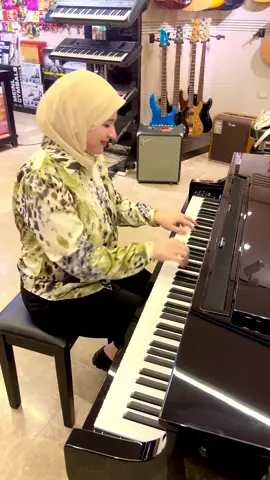 قلبي ومفتاحه ❤️ #قلبي_ومفتاحه #فريد_الأطرش  #بيانو  #نهله_البباوي  #fyp  #piano  #musica  #موسيقي  #تيك_توك  #