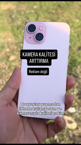 📱 iPhone kullanıcıları için kamera ayar rehberi! 🎥 Telefonunuzla en net ve profesyonel çekimleri yapmak için bu ayarları mutlaka uygulayın! 1️⃣ Ayarlar > Kamera > Biçimler kısmına girip Yüksek Verimlilik modunu aktif edin. 2️⃣ Video Kaydı bölümüne girerek en yüksek çözünürlükte çekim yapacak seçeneği seçin. 3️⃣ HDR Video çekimini açarak renkleri çok daha canlı hale getirin. 4️⃣ İyileştirilmiş Stabilizasyon ile titreşimleri en aza indirin. 5️⃣ Kare Hızı ayarını Otomatik seçerek ışığa göre en iyi sonucu alın. 6️⃣ Ses Kayıt Kalitesini Stereo yaparak çok daha net ses kaydı elde edin. Bu ayarları yaptıktan sonra iPhone kameranızdan alacağınız performansa inanamayacaksınız! 🔥📷