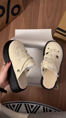 Thick sole slipper sandal #thicksolesandal  #thicksolesandals  #sandals 