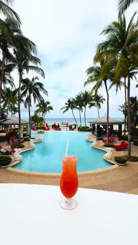 📍 @jewelgrandejamaica  Poolside sips, ocean dips—where every cocktail comes with a view worth toasting.🍹🌴 #memissgirl #jewelgrande #jamaica #montegobay #family        
