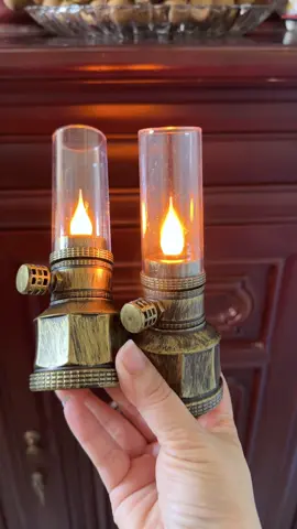 Set 2 đèn ban thờ bằng pin