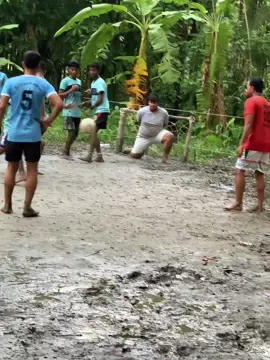 mini bar a ai GK er kase sob team kot🤣 Bhai ki dekhailo ajke 30+ on target save🥴 #trending  #foryou  #football  #footballplayer  #footballtiktok  #press 