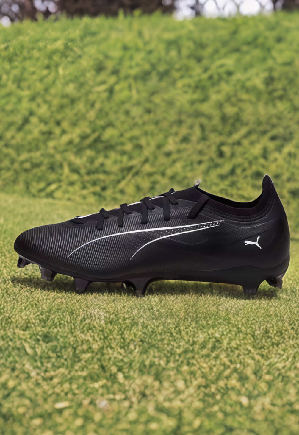 PUMA Sepatu Sepak Bola ULTRA 5 MATCH FG/AG Black-White #sepatu #sepatubola #puma #original #promomakanmerdeka #gempur88 #fyp 