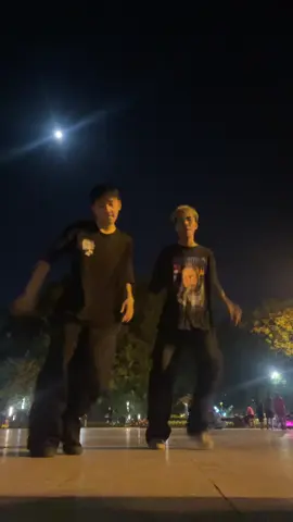 cuquenanhvaydi@Huy @dohsk5thidoiten #sturdy #viral #zaidepdeobinhthuong #fyp #xuhuong 