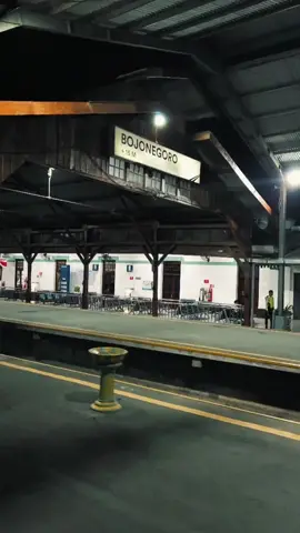 Rasah Bali.... ~Stasiun Bojonegoro #bojonegoro #pinarakbojonegoro #fyp #fyppppppppppppppppppppppp #fypシ゚viral #stasiunbojonegoro #fypage 