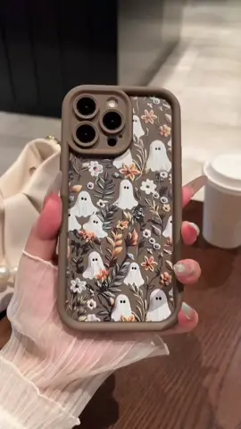 Spooky garden!!!👻#skull #fyp #chic #phonecase #iphone16 #iphone15promax #iphone13 #iphone11 #pretty #ghost #vintage #case #trending #gothic #flowers #parati #spooky #Summer #foryoupage #foryou #TikTokShop #viral #aesthetic #mood #tiktokmademebuyit #tiktokshopcreatorpicks #freeshipping #2025 #dealsforyoudays #tiktokshopbacktoschool #halloween 